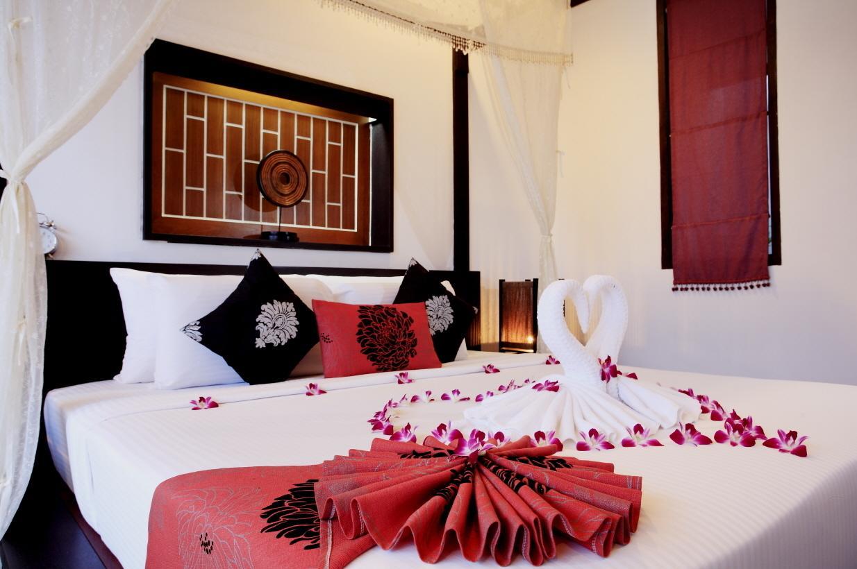 The Iris Pool Villa Rawai Rom bilde